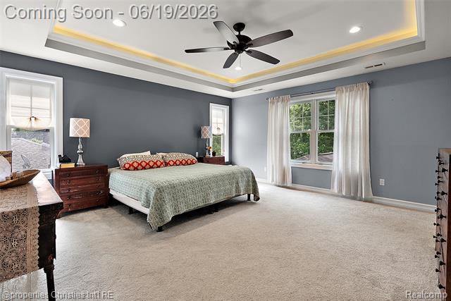 Builiding view thirty one for 525 Broadacre, Clawson, MI. 48017