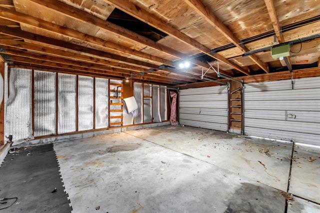 Builiding view fifty nine for 4391 Fruit Ridge, Grand Rapids, MI. 49544