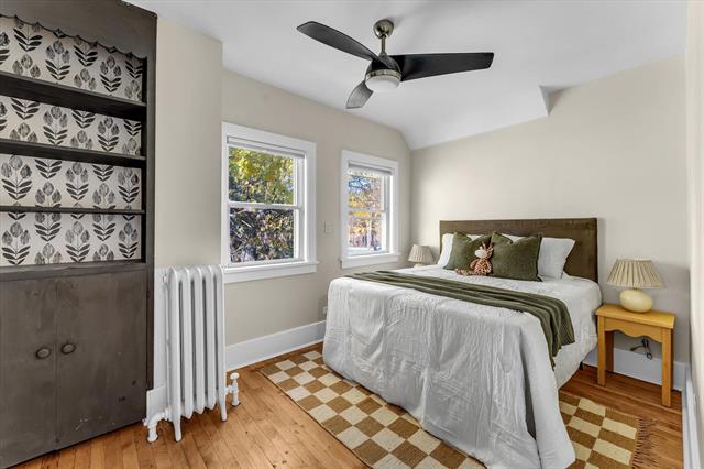 Builiding view fifty one for 4391 Fruit Ridge, Grand Rapids, MI. 49544