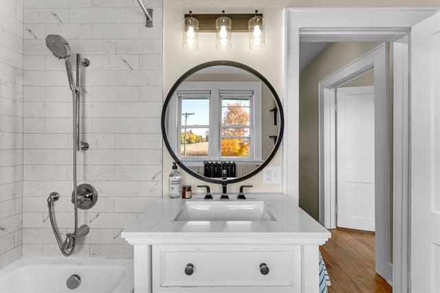 Builiding view forty eight for 4391 Fruit Ridge, Grand Rapids, MI. 49544