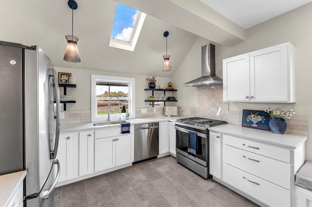 Builiding view fourteen for 4391 Fruit Ridge, Grand Rapids, MI. 49544