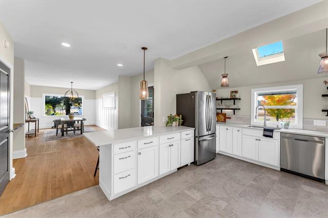 Builiding view nineteen for 4391 Fruit Ridge, Grand Rapids, MI. 49544