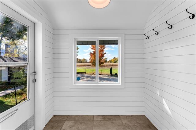 Builiding view seven for 4391 Fruit Ridge, Grand Rapids, MI. 49544