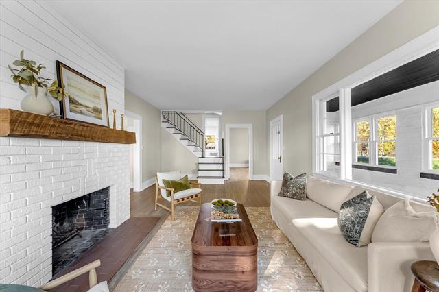 Builiding view thirty three for 4391 Fruit Ridge, Grand Rapids, MI. 49544