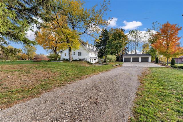 Builiding view three for 4391 Fruit Ridge, Grand Rapids, MI. 49544