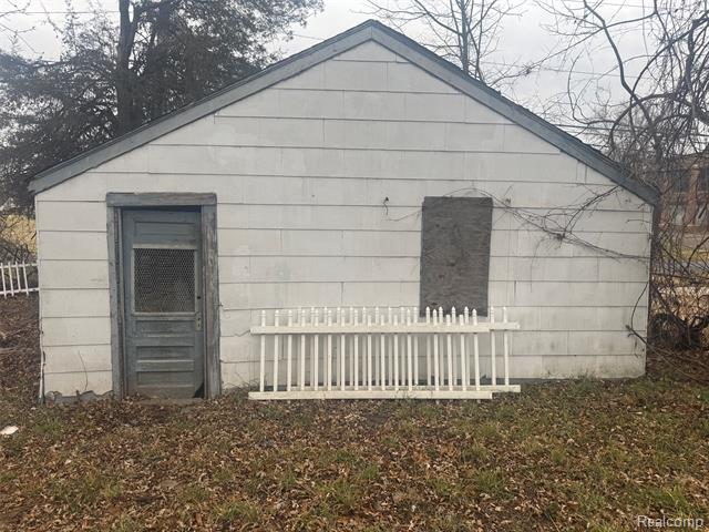 Builiding view eleven for 11354 Steel, Detroit, MI. 48227