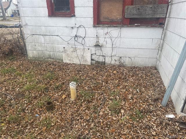 Builiding view ten for 11354 Steel, Detroit, MI. 48227