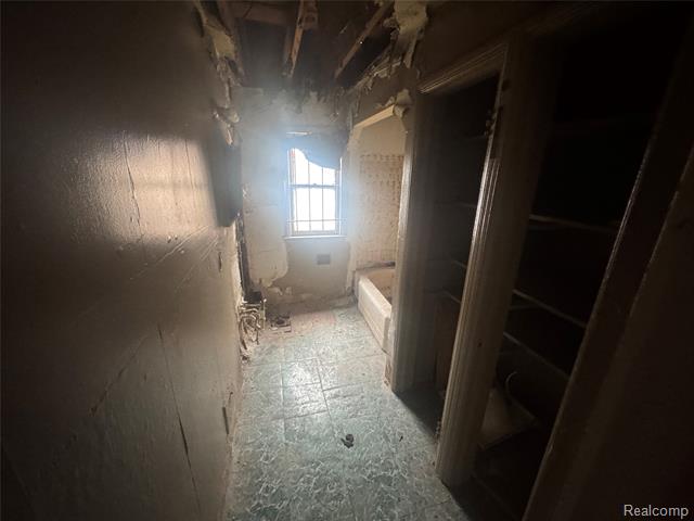 Builiding view twenty eight for 11354 Steel, Detroit, MI. 48227