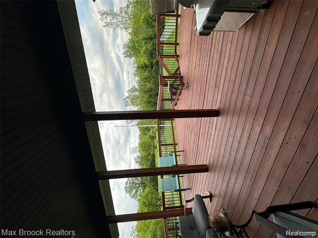 Builiding view twelve for 3520 Blue Heron, Ypsilanti, MI. 48198