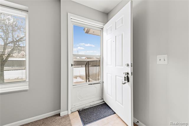 Builiding view eight for 30755 Hidden Pines Ln, Roseville, MI. 48066