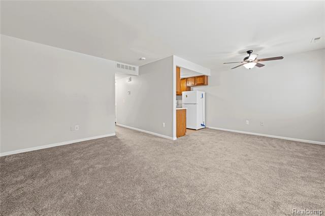 Builiding view nine for 30755 Hidden Pines Ln, Roseville, MI. 48066