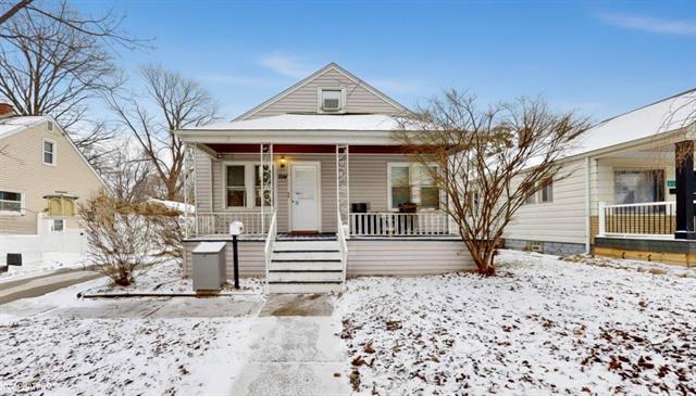 Builiding view one for 298 Broadacre, Clawson, MI. 48017