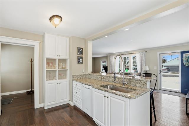 Builiding view ten for 21 Andrews Street, Lake Orion, MI. 48362