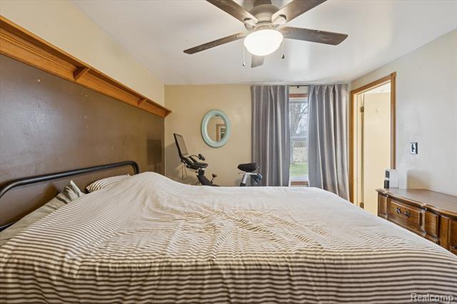 Builiding view fourteen for 1355 Byrnes Drive, Clio, MI. 48420