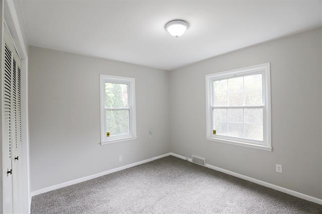 Builiding view fifteen for 10008 Coldwater Road, Flushing, MI. 48433