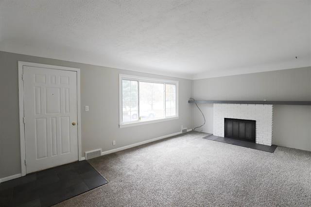 Builiding view five for 10008 Coldwater Road, Flushing, MI. 48433