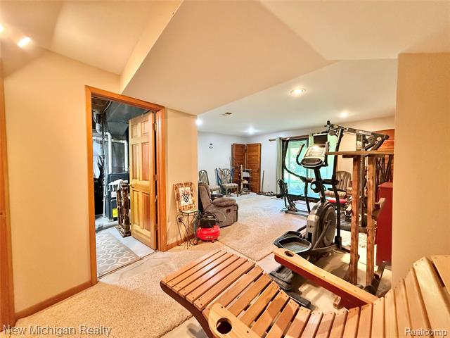 Builiding view twenty two for 7156 River Road, Flushing, MI. 48433