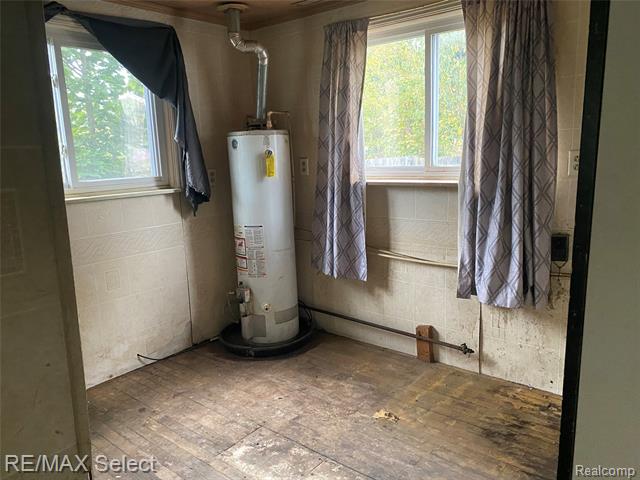 Builiding view ten for 1151 Wells Street, Burton, MI. 48529