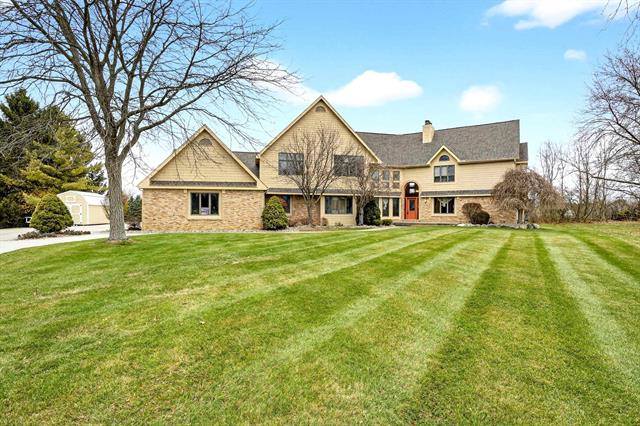 Builiding view one for 2366 Lost Creek Court, Flushing, MI. 48433