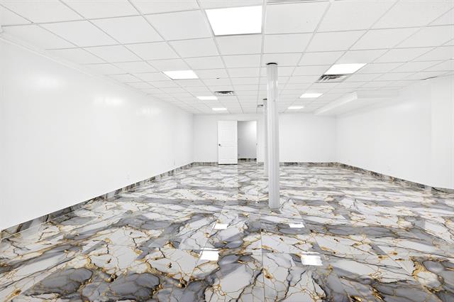 Builiding view thirty five for 2366 Lost Creek Court, Flushing, MI. 48433