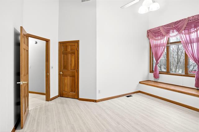 Builiding view twenty nine for 2366 Lost Creek Court, Flushing, MI. 48433