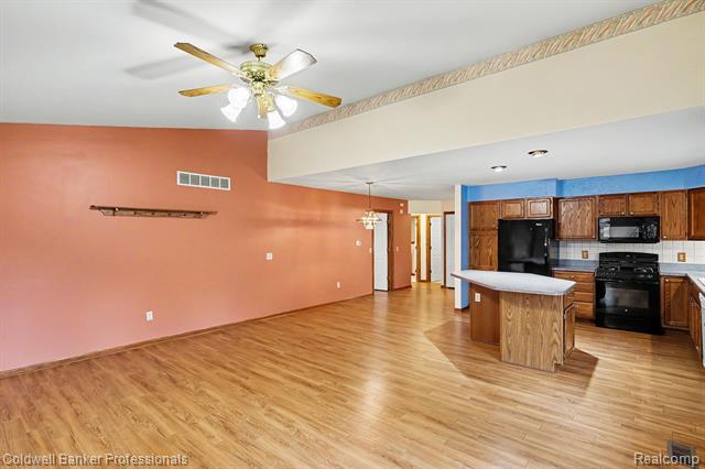Builiding view four for 1083 Shalin Drive, Davison, MI. 48423