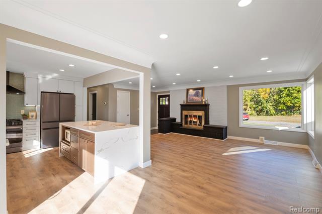 Builiding view eight for 7481 Frances Road, Flushing, MI. 48433