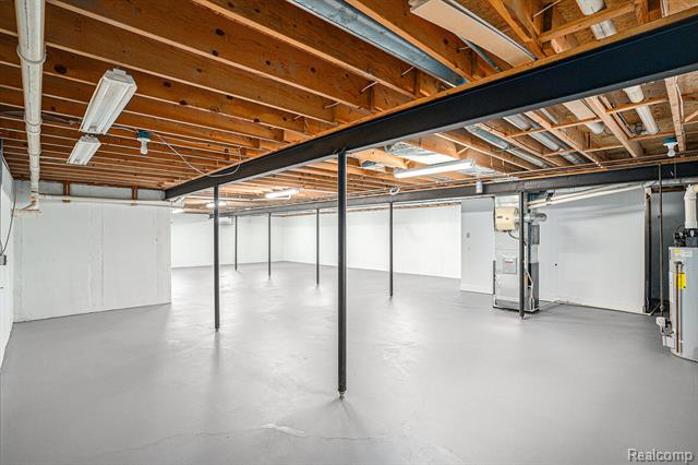 Builiding view nineteen for 5428 Owen Road, Linden, MI. 48451