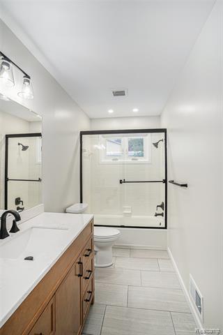 Builiding view seventeen for 5428 Owen Road, Linden, MI. 48451