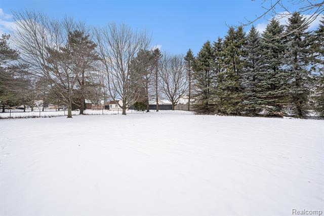 Builiding view twenty three for 5428 Owen Road, Linden, MI. 48451