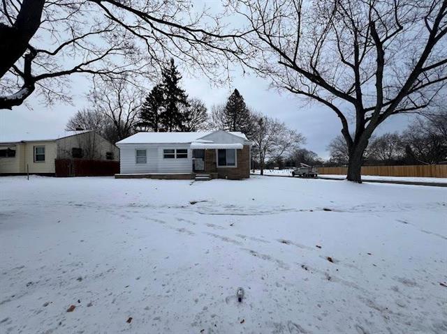 front view for 4702 Warrington Drive, Flint, Mi. 48504