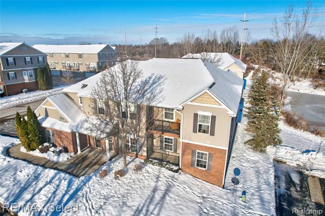 Builiding view eight for 753 Eagle Drive, Fenton, MI. 48430