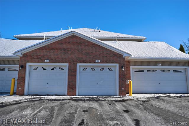 Builiding view three for 753 Eagle Drive, Fenton, MI. 48430