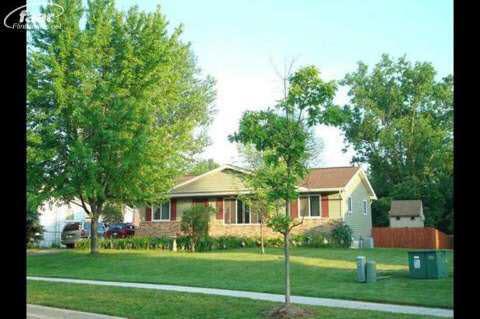 front view for 214 Murphy Street, Linden, Mi. 48451