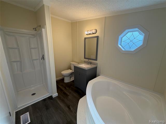 Builiding view thirteen for 2218 Disch Street, Flushing, MI. 48433