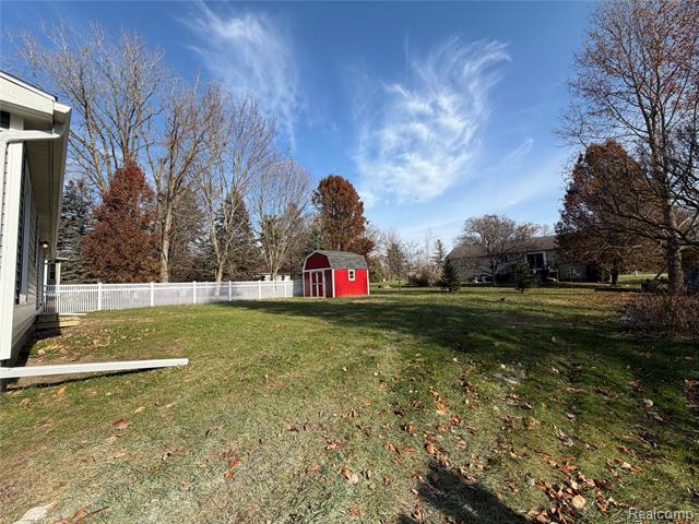 Builiding view twenty for 2218 Disch Street, Flushing, MI. 48433