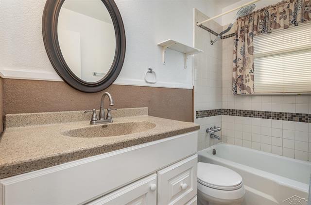 Builiding view nine for 105 Washington Street, Clio, MI. 48420