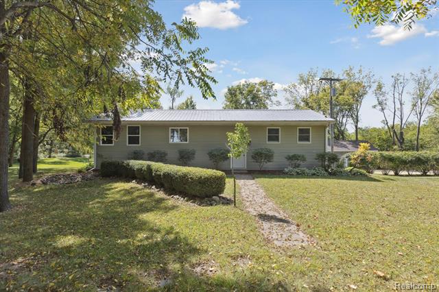 Builiding view thirty seven for 5145 Arbela Road, Millington, MI. 48746