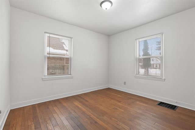 Builiding view sixteen for 153 23Rd, Battle Creek, MI. 49015