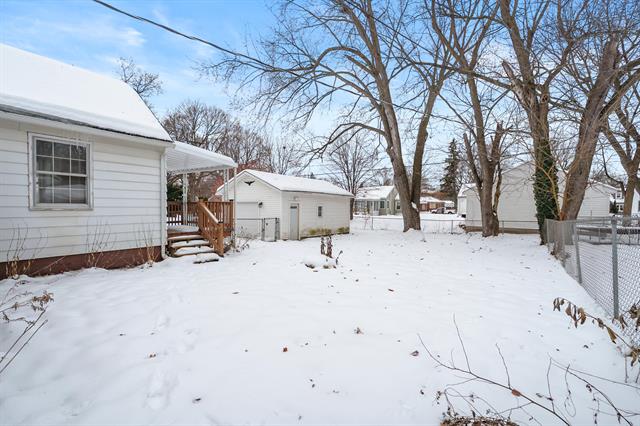 Builiding view thirty three for 153 23Rd, Battle Creek, MI. 49015