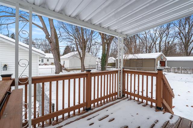 Builiding view thirty two for 153 23Rd, Battle Creek, MI. 49015