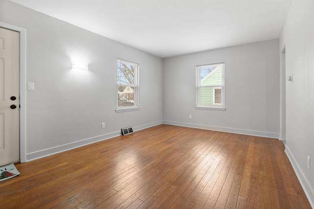 Builiding view three for 153 23Rd, Battle Creek, MI. 49015