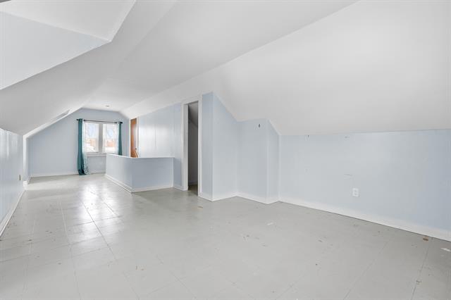 Builiding view twenty four for 153 23Rd, Battle Creek, MI. 49015