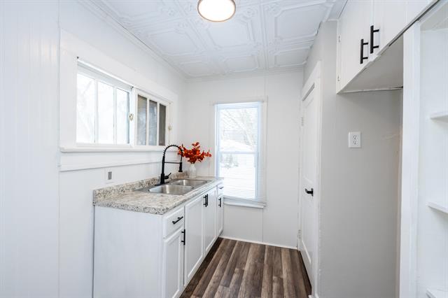 Builiding view six for 1216 Broadway, Benton Harbor, MI. 49022