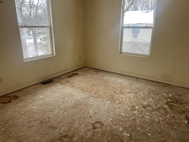 Builiding view ten for 134 Clarendon, Kalamazoo, MI. 49006