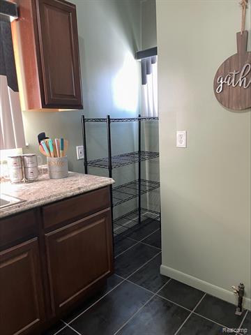 Builiding view five for 14623 Hubbell, Detroit, MI. 48227