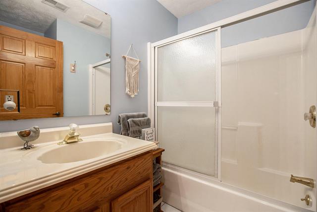 Builiding view seventeen for 51 Arthur, Manistee, MI. 49660