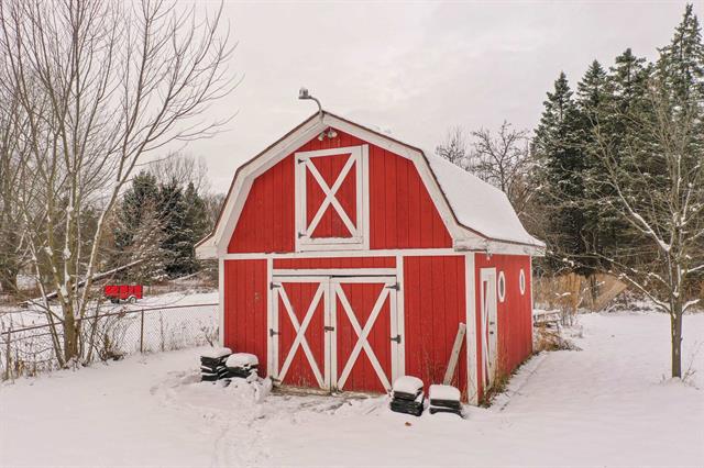 Builiding view seven for 3209 Hospers, Grand Blanc, MI. 48439