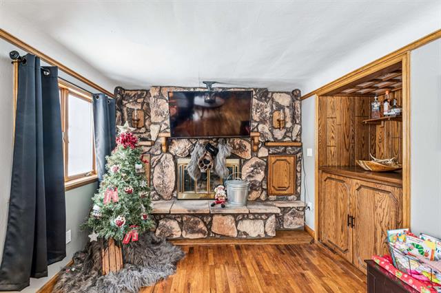 Builiding view seventeen for 3209 Hospers, Grand Blanc, MI. 48439