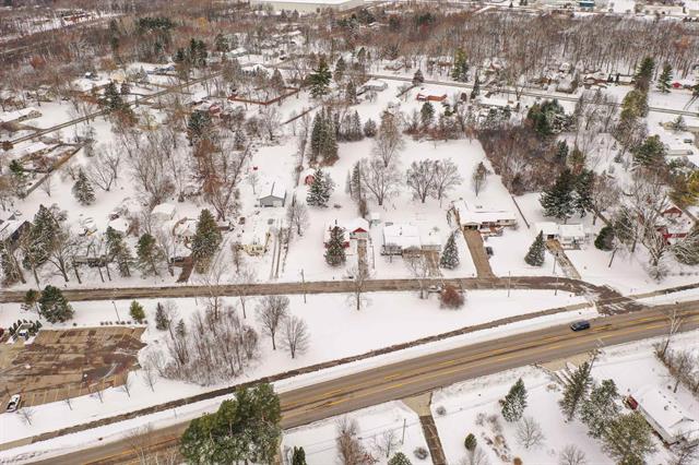 Builiding view ten for 3209 Hospers, Grand Blanc, MI. 48439